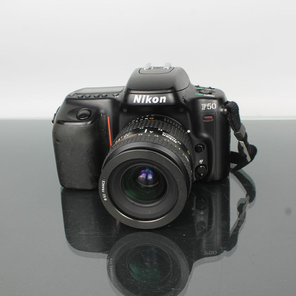 Nikon F50 + Nikon AF Nikkor 35-80mm 1:4-5.6