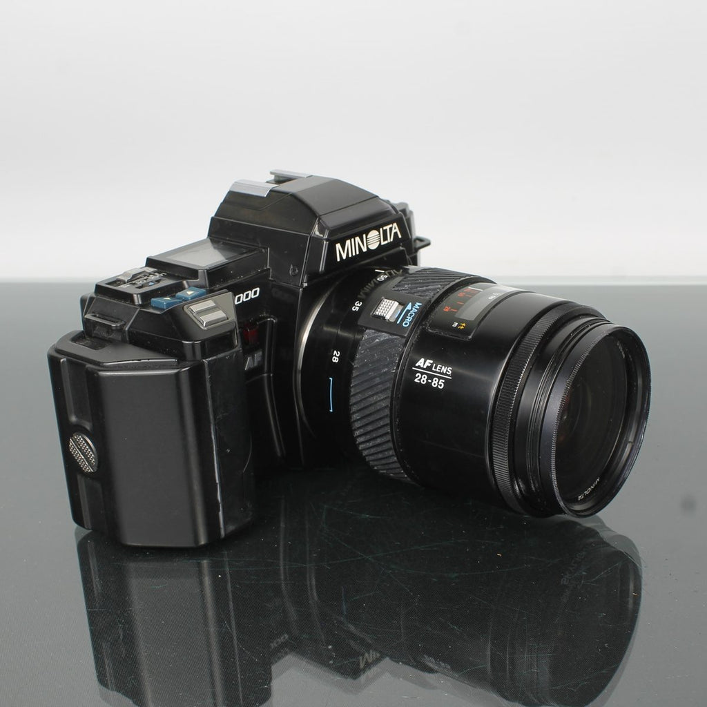 Minolta 7000 AF + AF Zoom 28-85mm 1:3.5-4.5