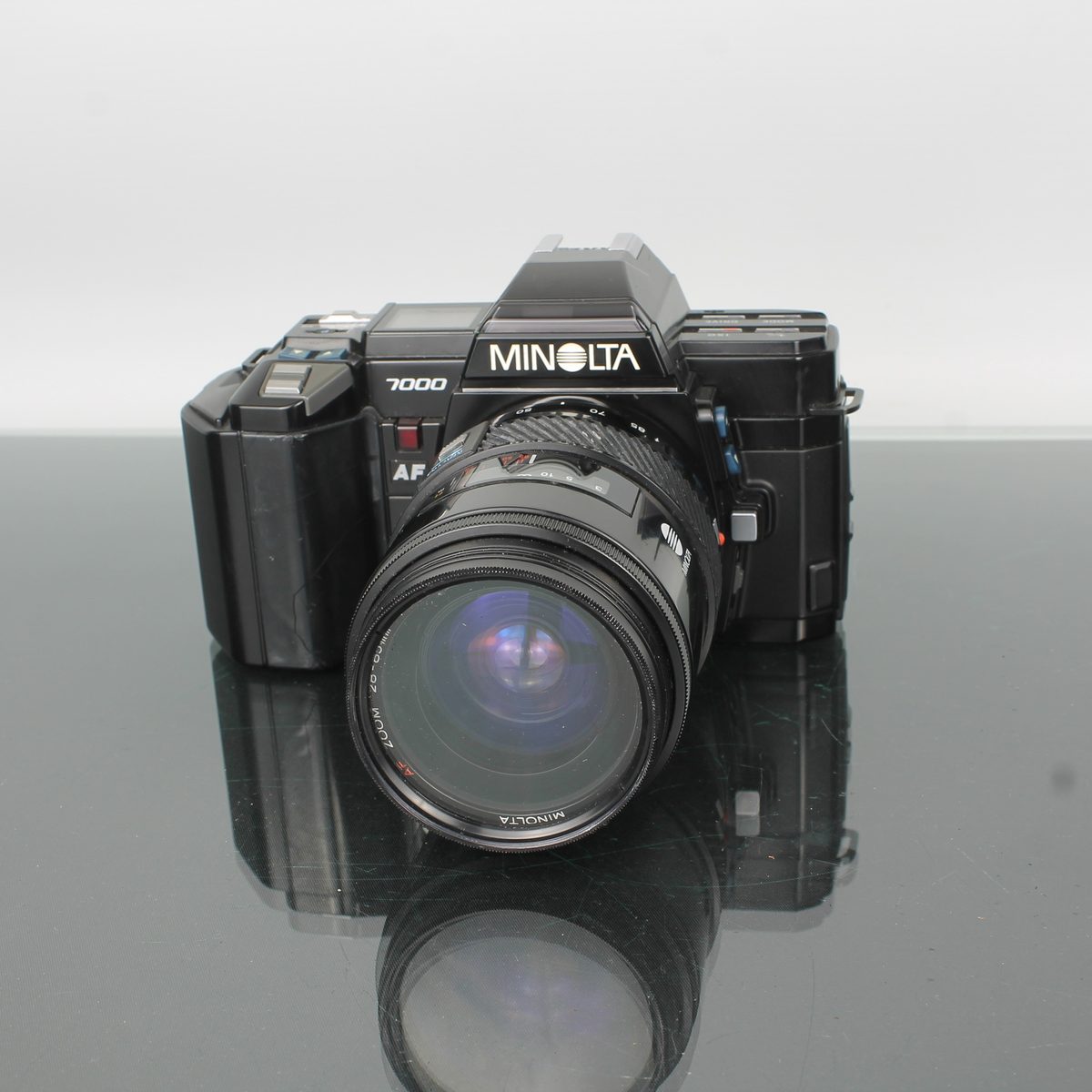 Minolta 7000 AF + AF Zoom 28-85mm 1:3.5-4.5