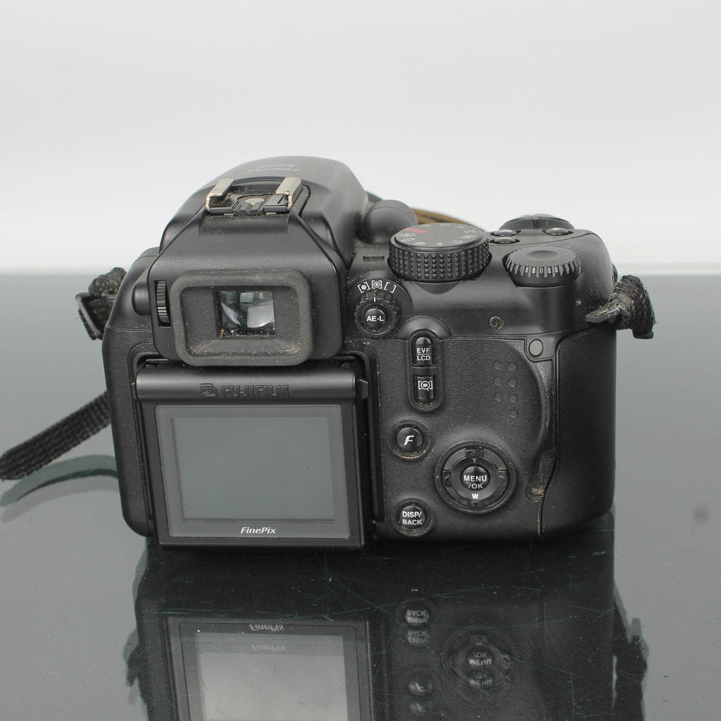 Fujifilm FinePix S9500