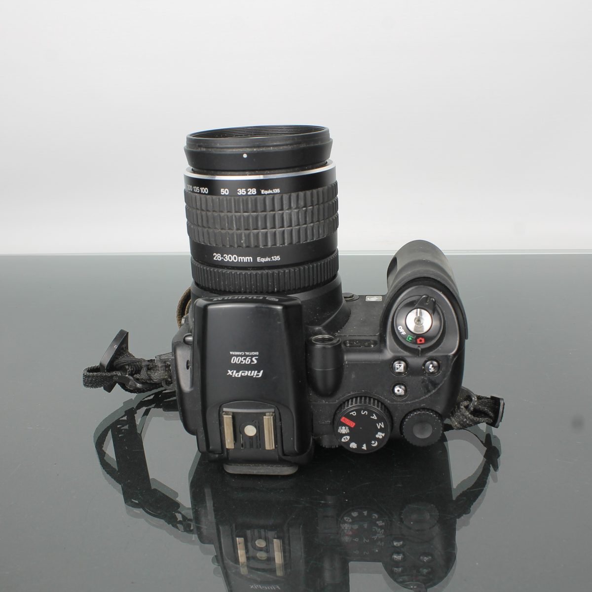 Fujifilm FinePix S9500