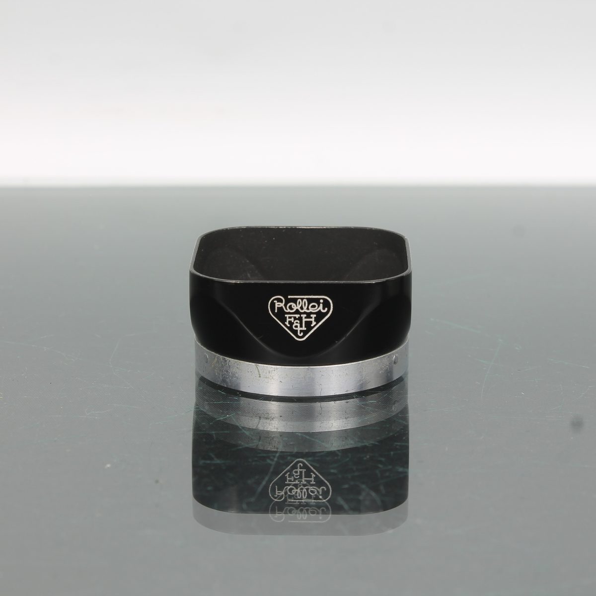Rollei R I Lens Hood