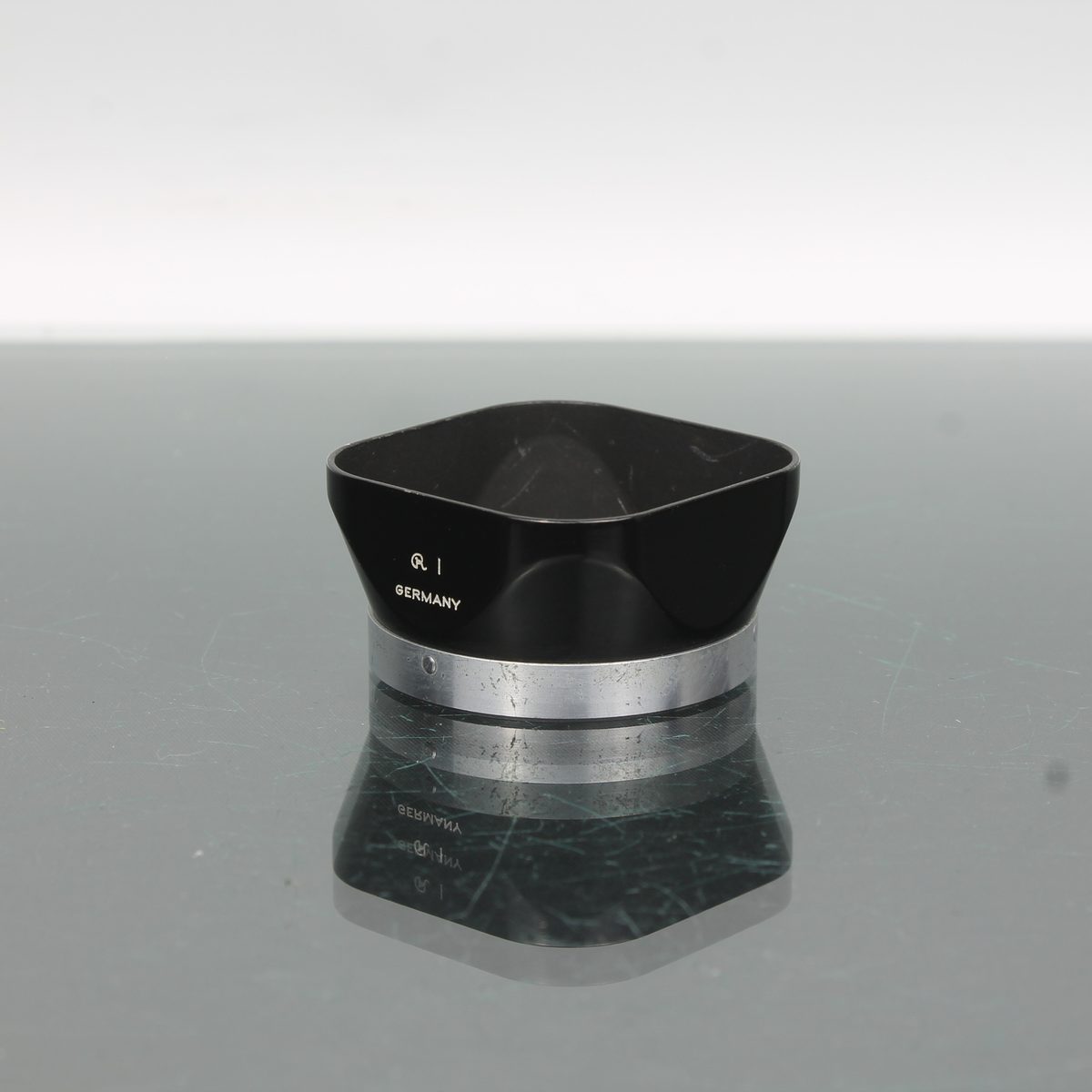 Rollei R I Lens Hood