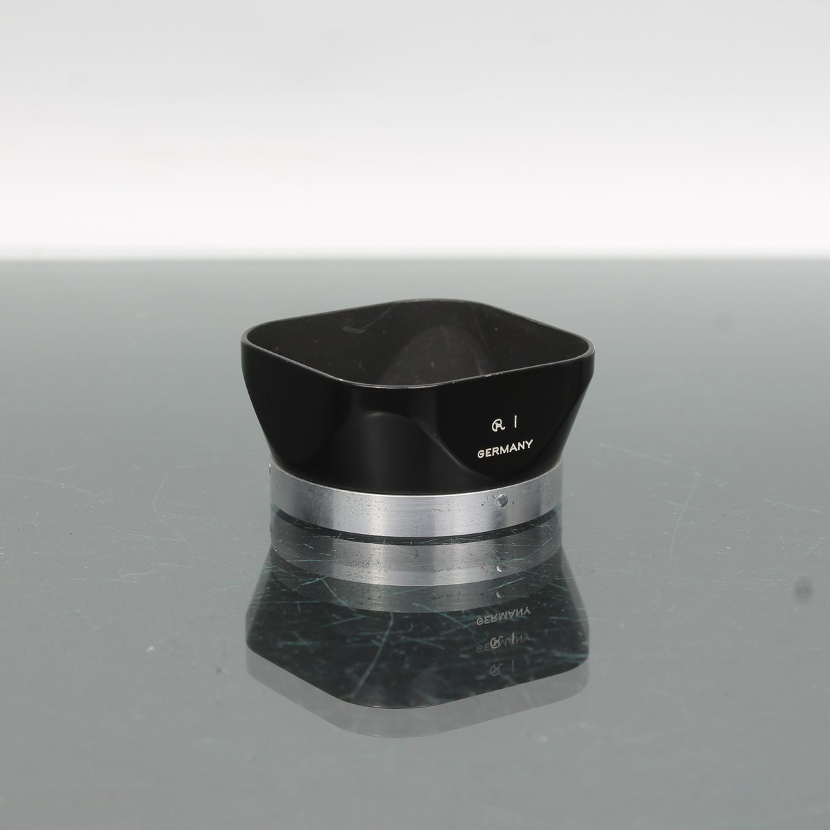 Rollei R I Lens Hood