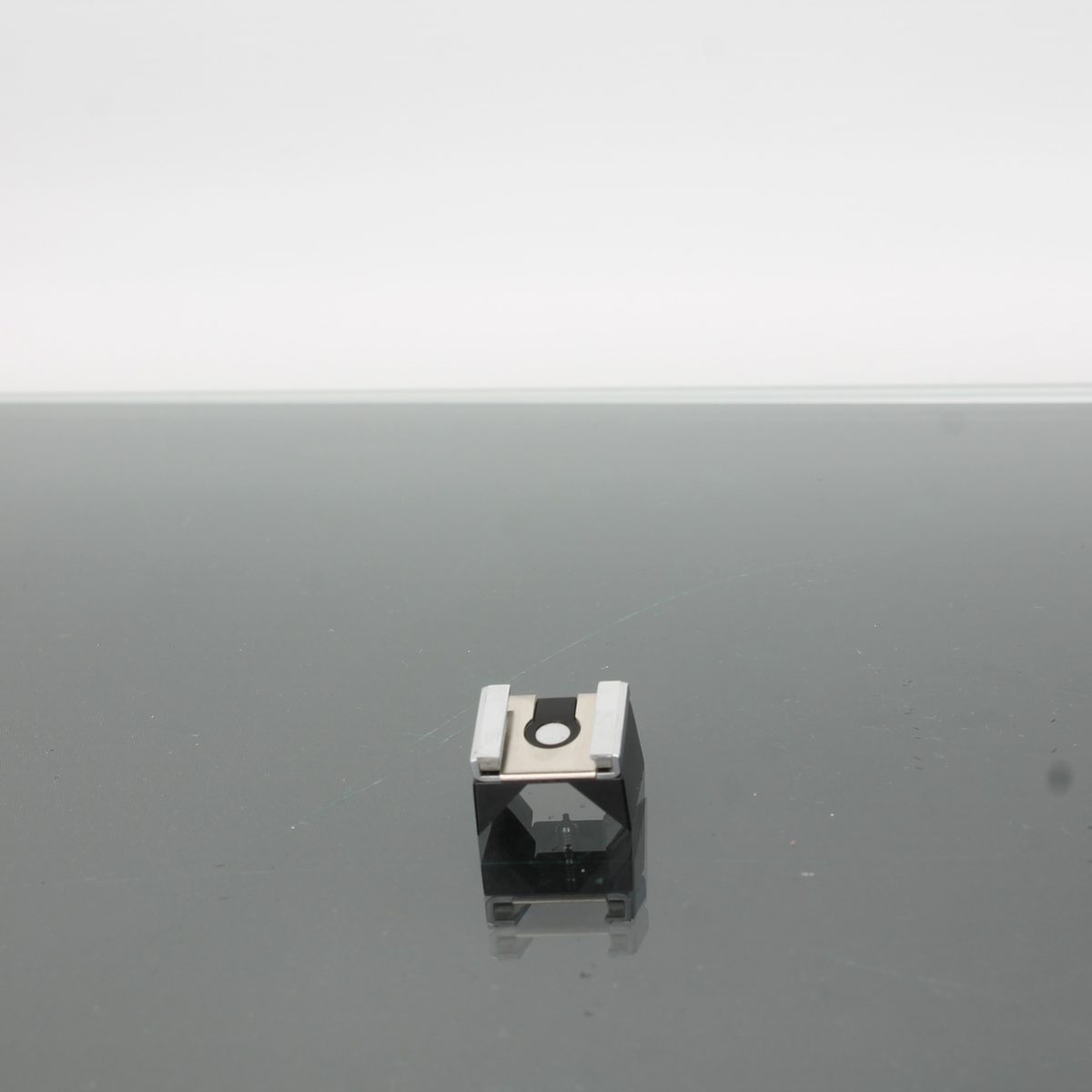 Olympus OM Accessory Shoe 1