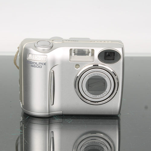 Nikon COOLPIX 4600