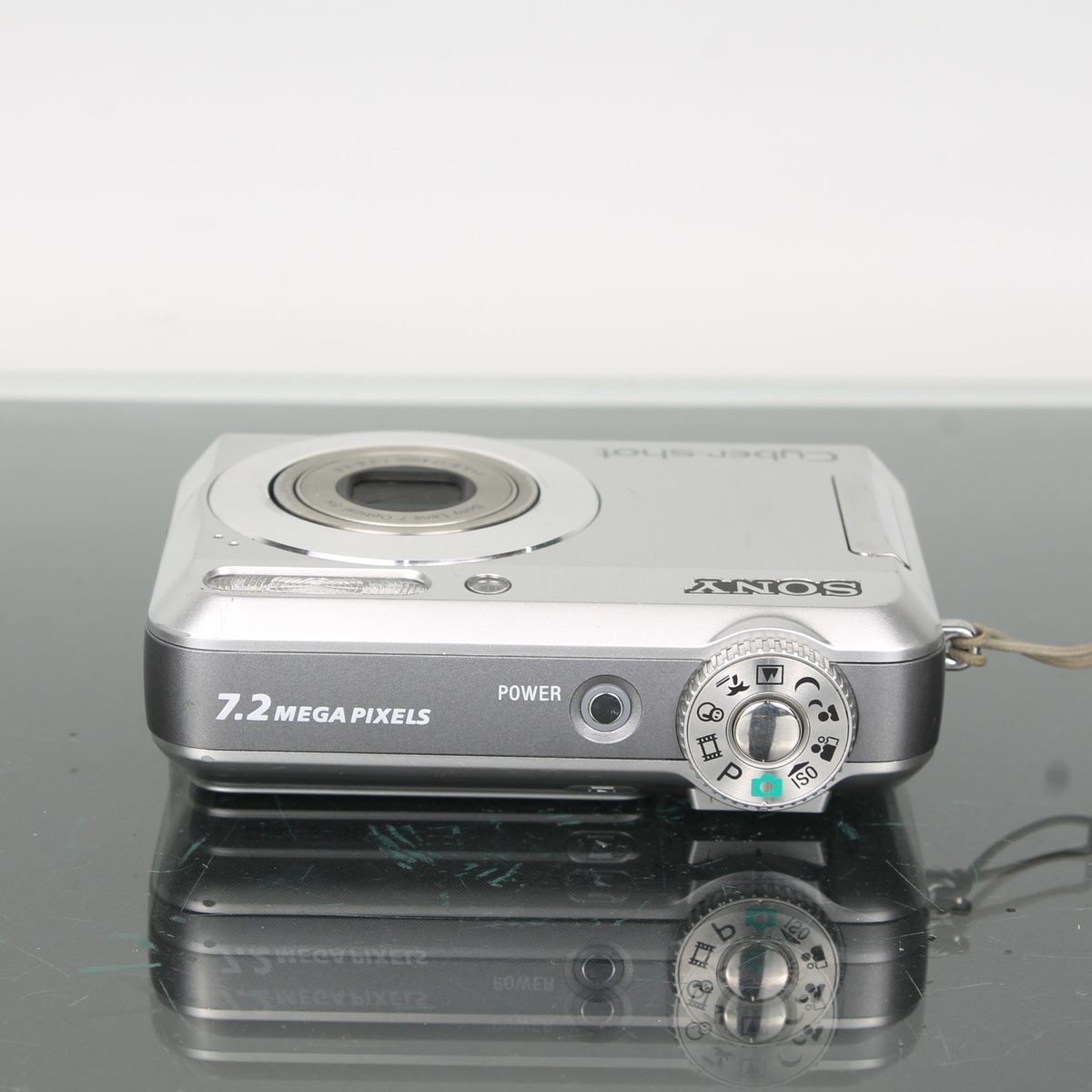 Sony Cyber-shot DSC-S650