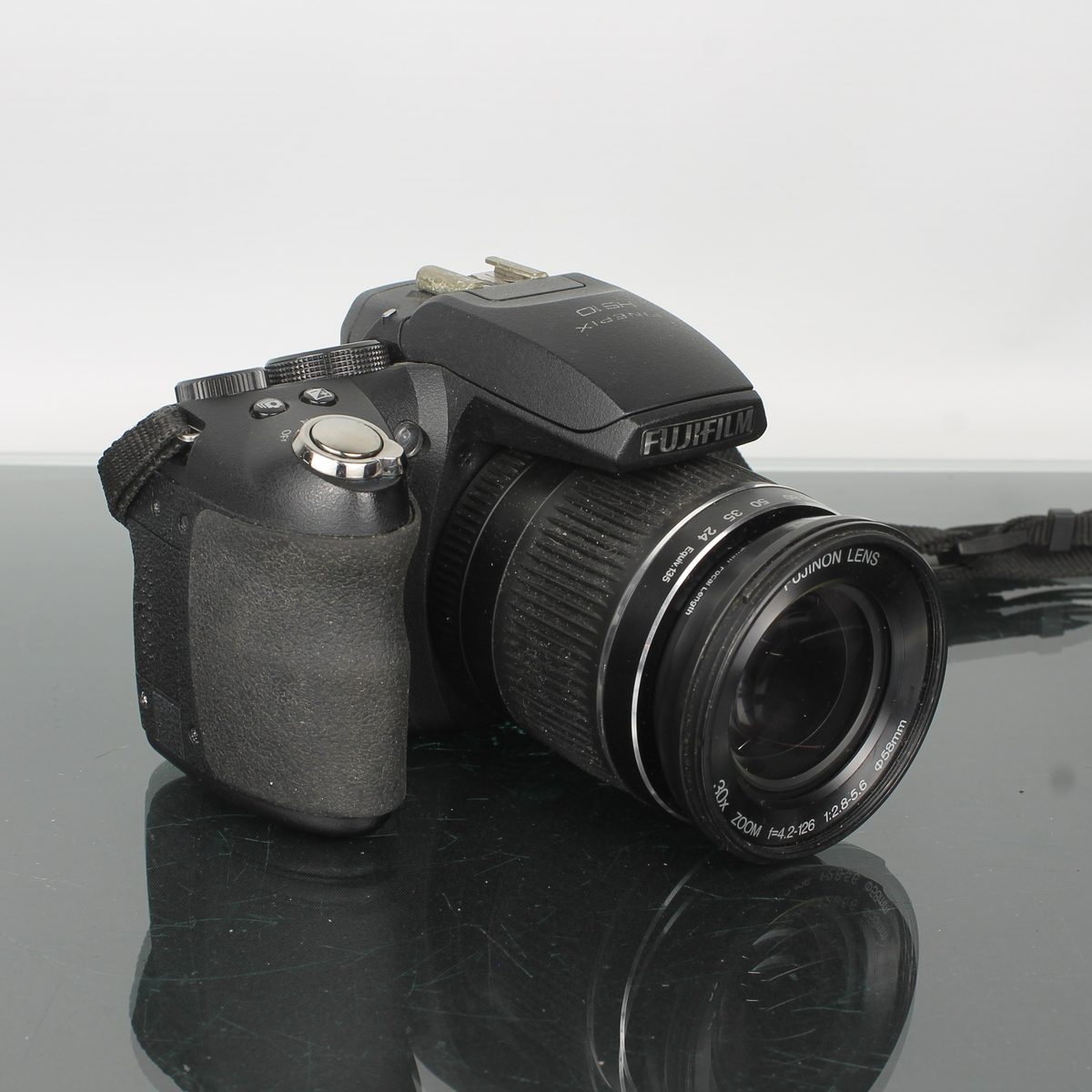 Fujifilm FinePix HS10