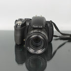 Fujifilm FinePix HS10