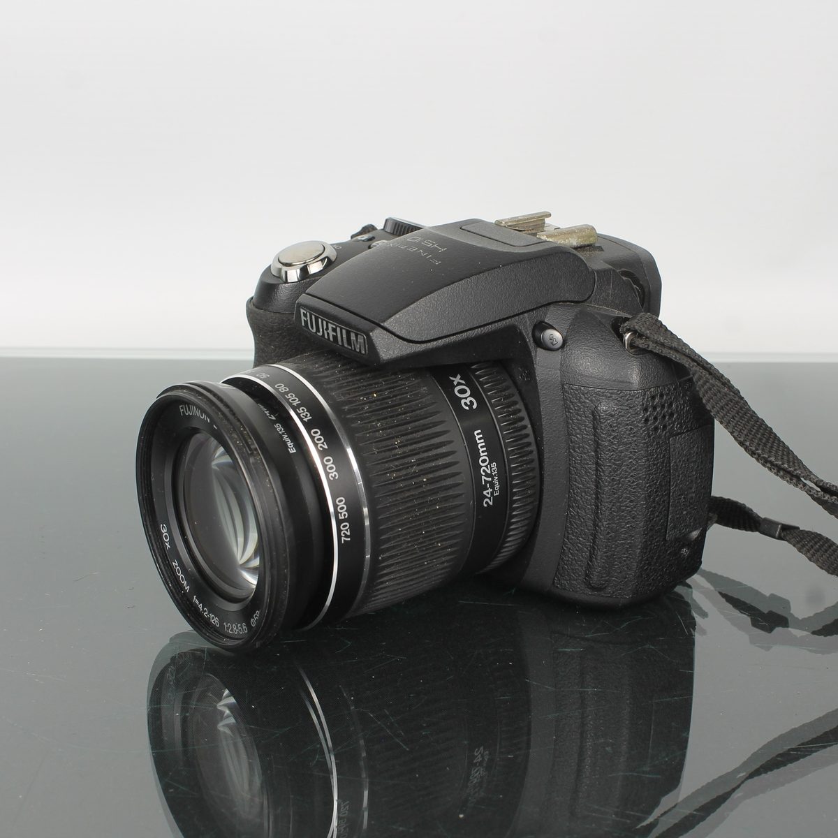 Fujifilm FinePix HS10