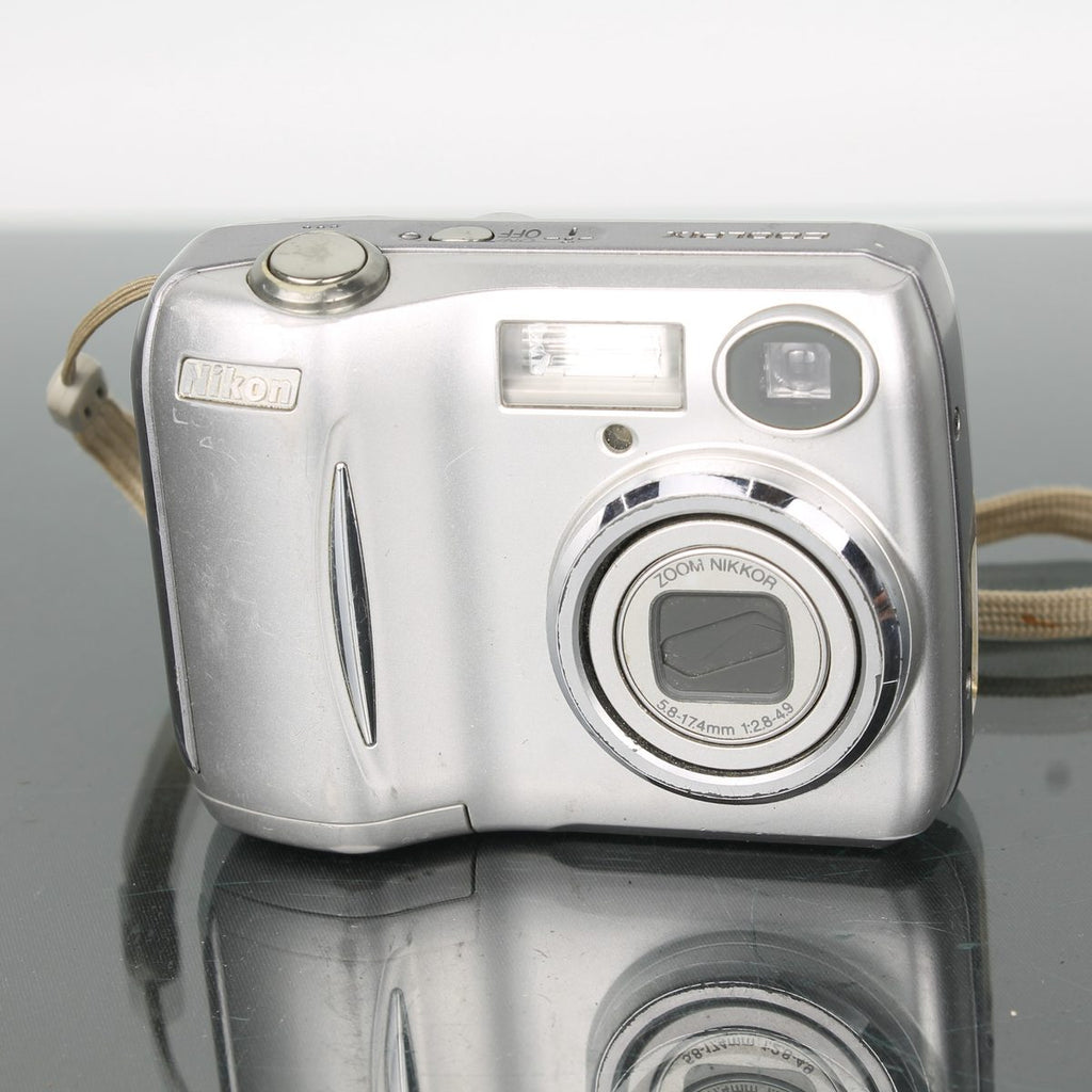 Nikon Coolpix E4100