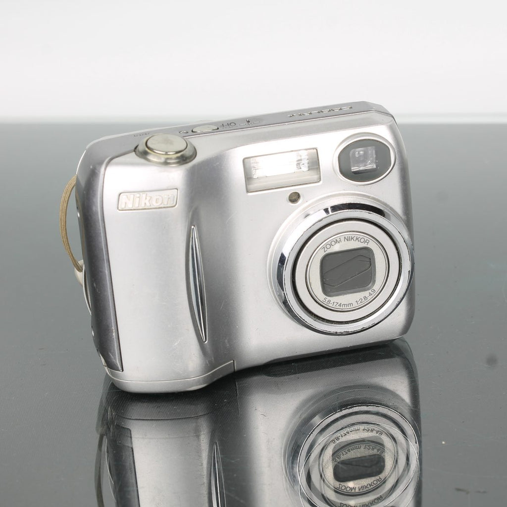 Nikon Coolpix E4100