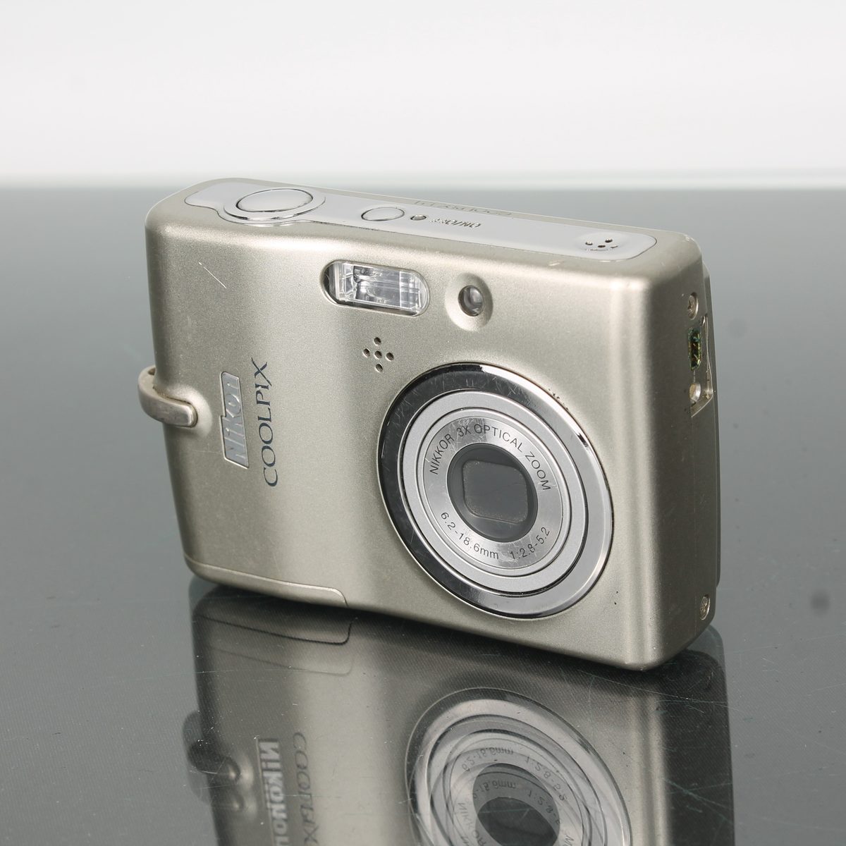 Nikon Coolpix L11