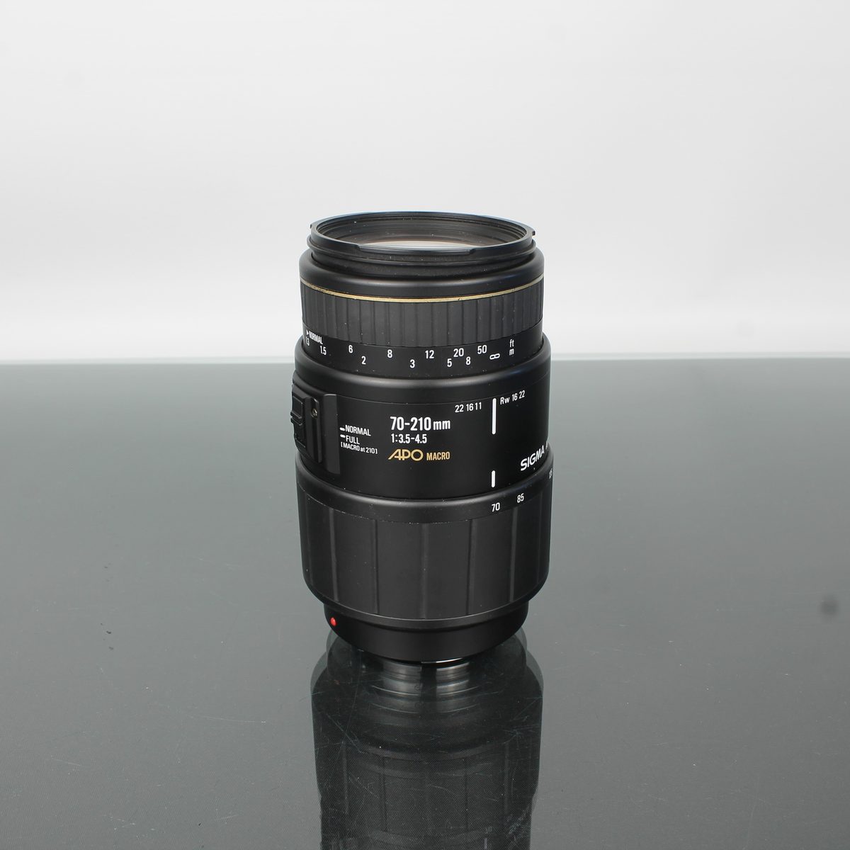 Sigma Auto Focus 70-210mm 1:3.5-4.5