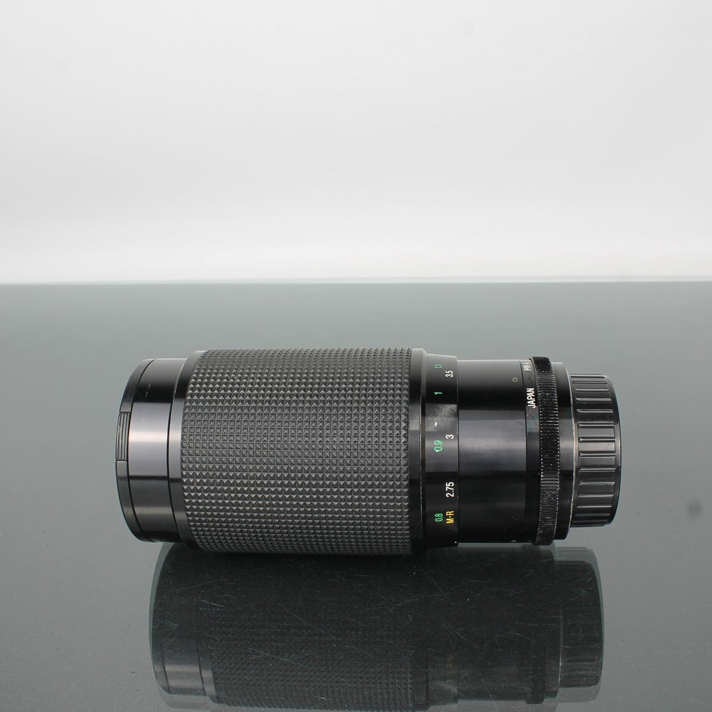 Vivitar Series 1 70-210mm f/2.8-4.0 Macro Focusing Zoom