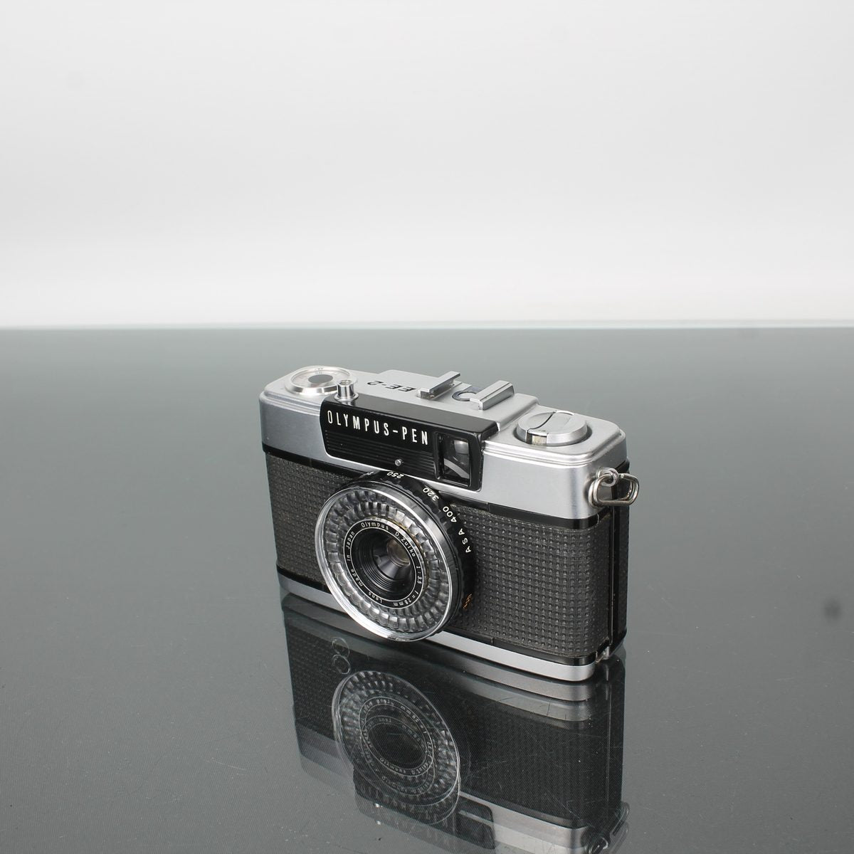 Olympus-Pen EE-2
