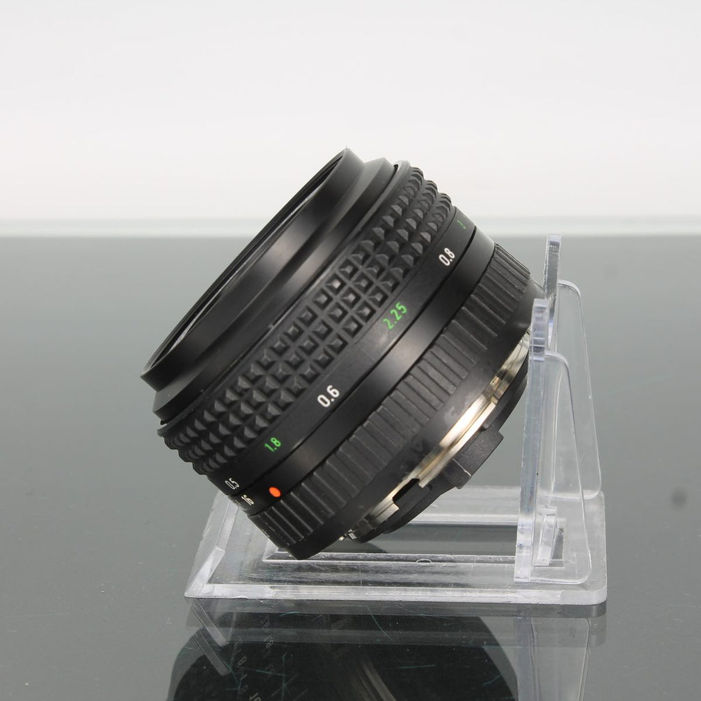 Pentacon Prakticar 50mm f/1.8 MC