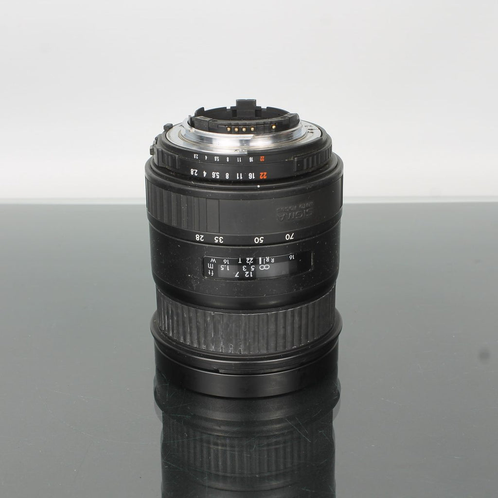 Sigma Zoom 28-70mm f/2.8