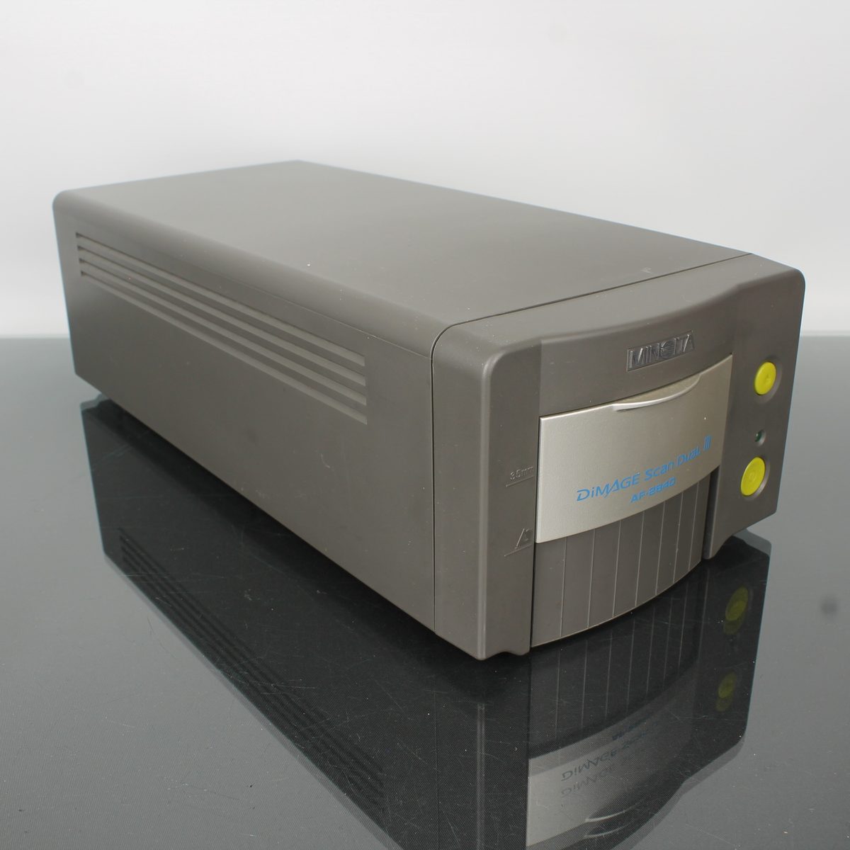 Minolta DiMAGE Scan Dual III AF-2840