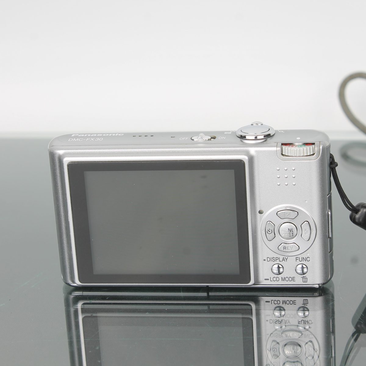Panasonic Lumix DMC-FX30