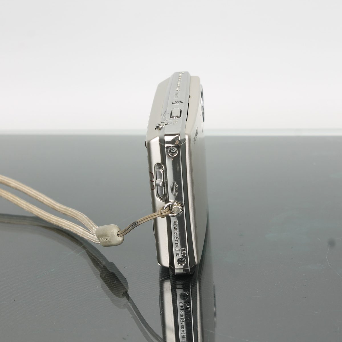 Sony Cyber-shot DSC T33