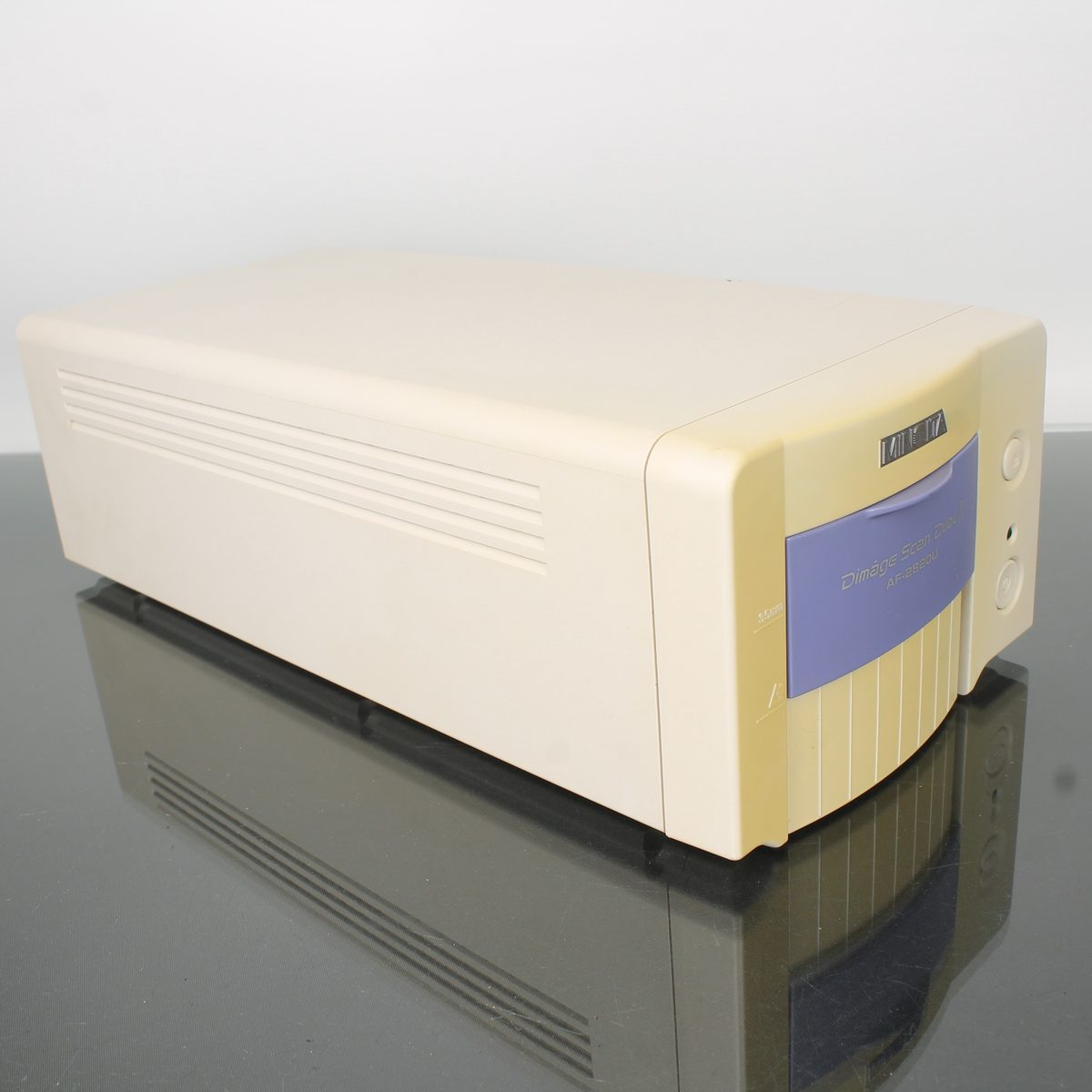 Minolta Dimage Scan Dual II AF-2820U Film Scanner – Dutch|Thrift
