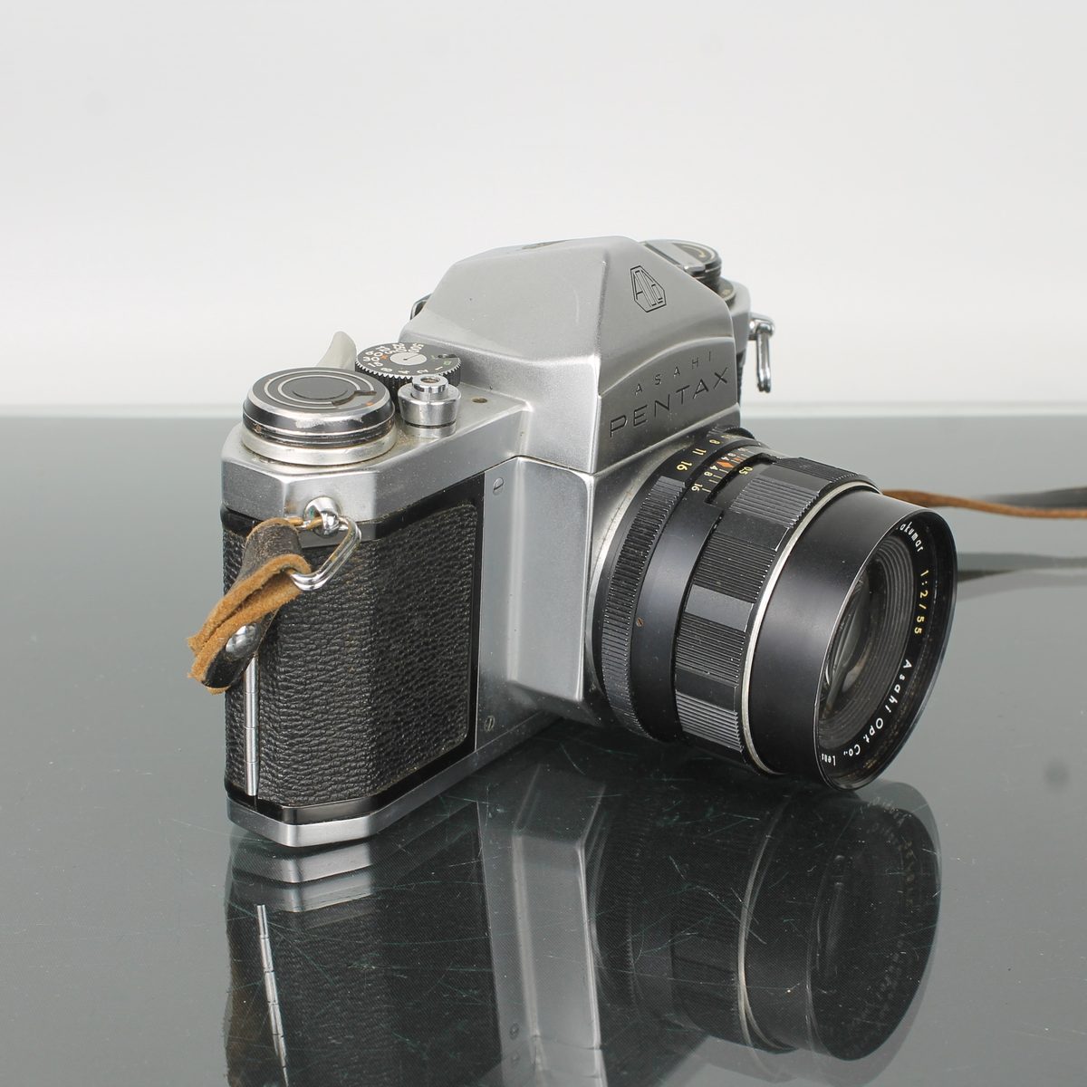 Asahi Pentax S1A + Super-Takumar 1:2/55