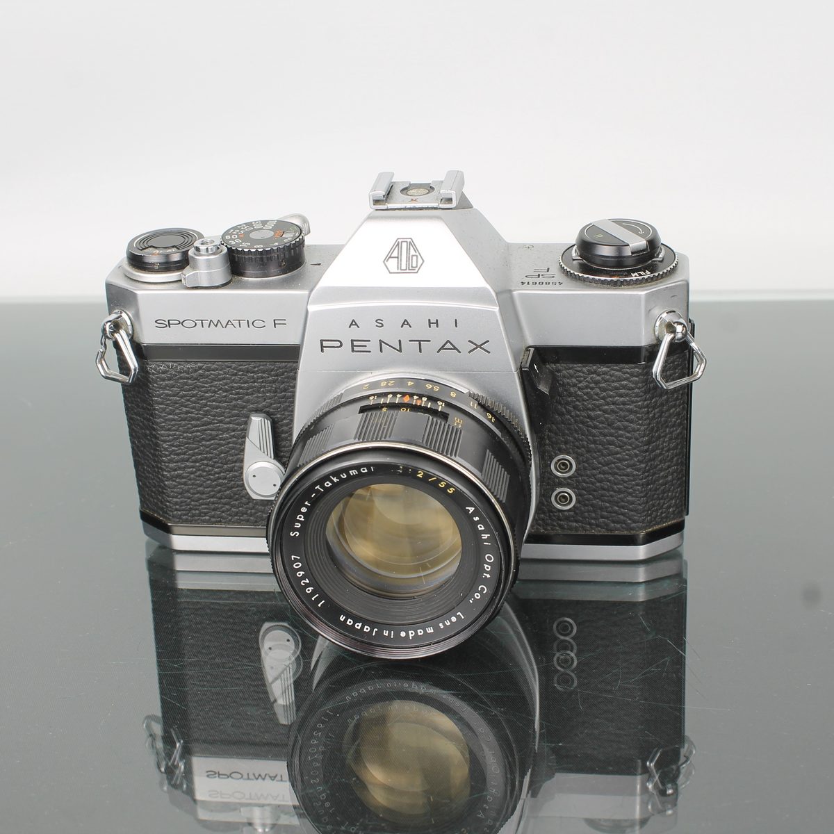 Asahi Pentax Spotmatic F + Super-Takumar 1:2/55