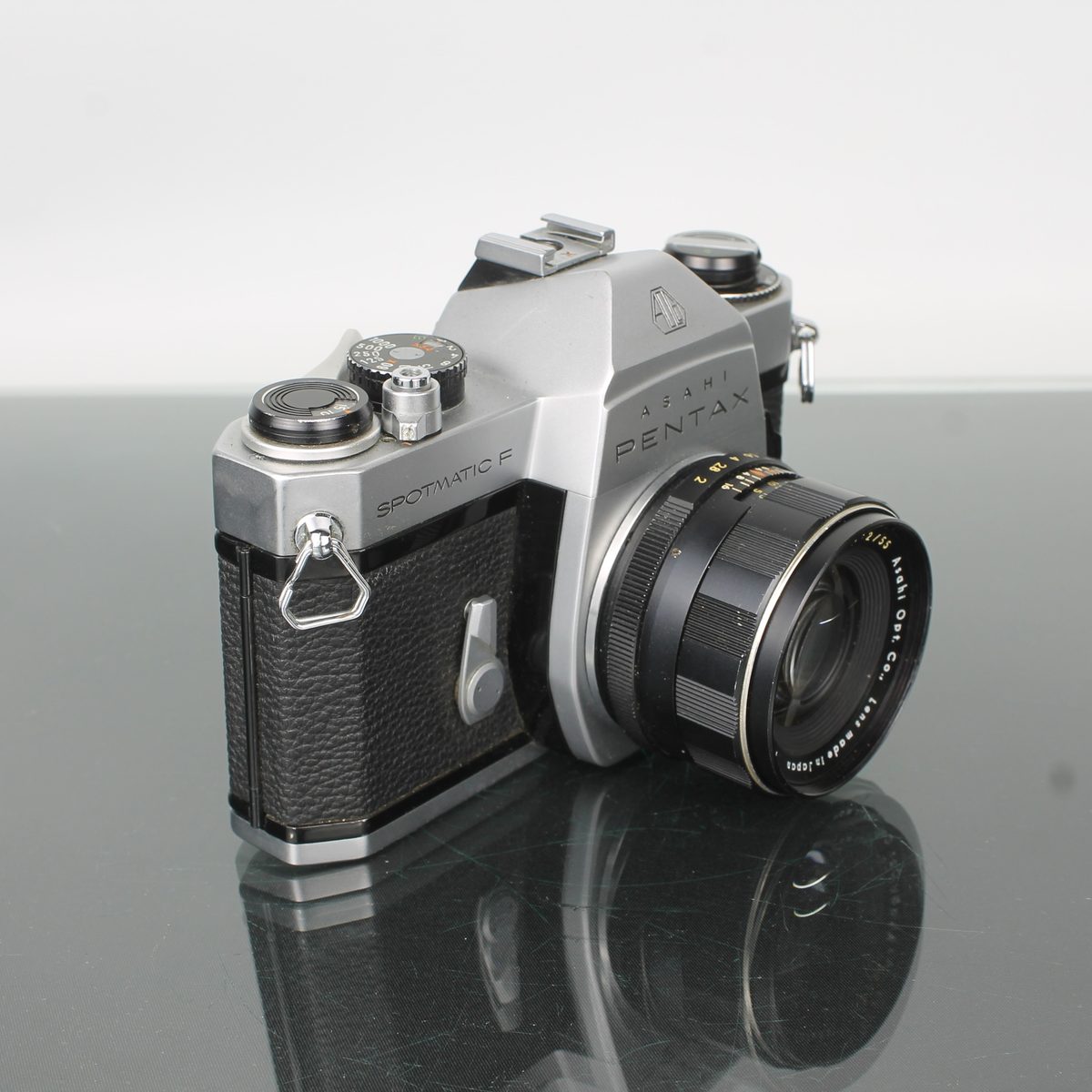 Asahi Pentax Spotmatic F + Super-Takumar 1:2/55