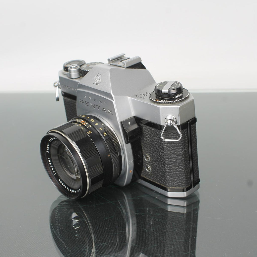 Asahi Pentax Spotmatic F + Super-Takumar 1:2/55