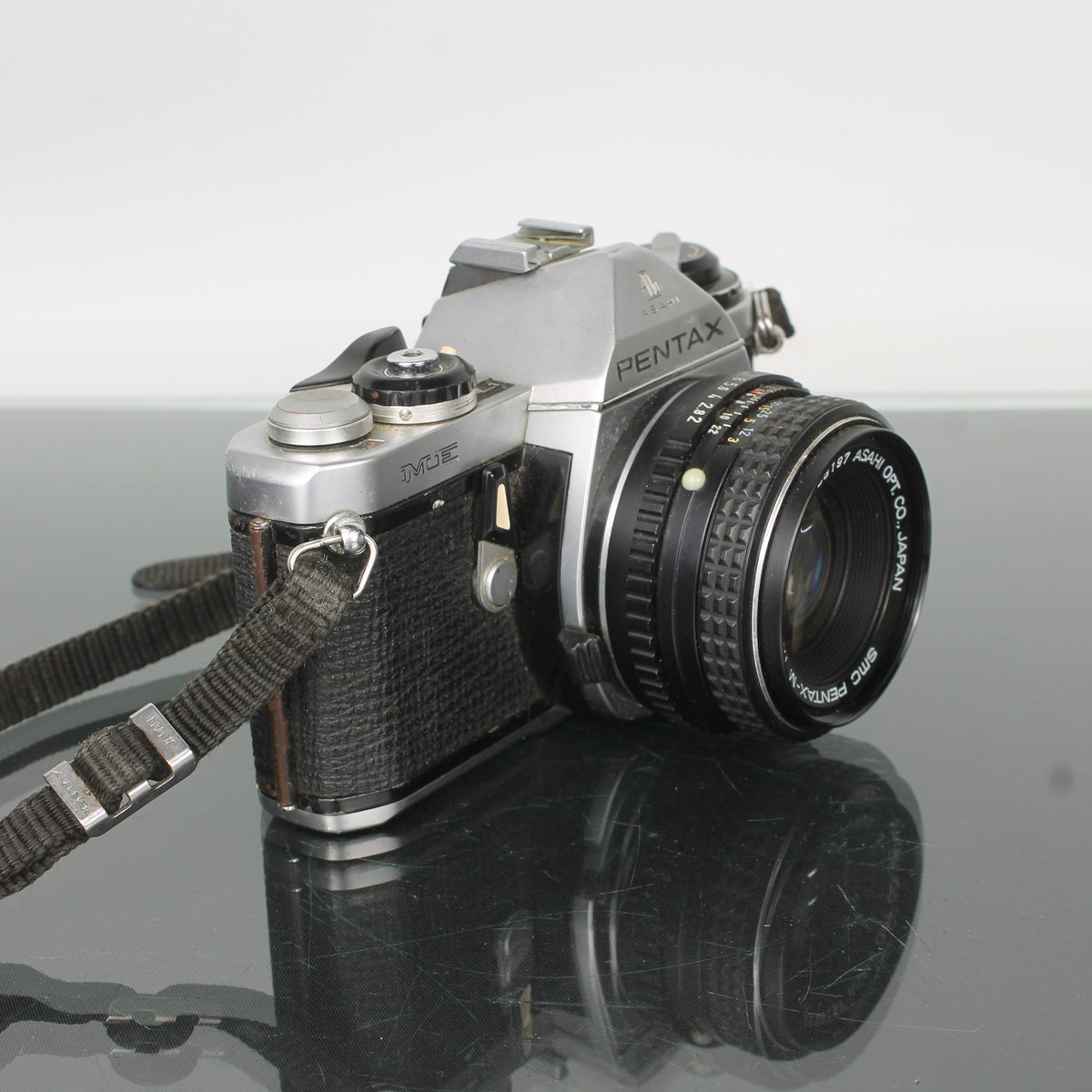 Asahi Pentax ME + SMC Pentax-M 1:2 50mm