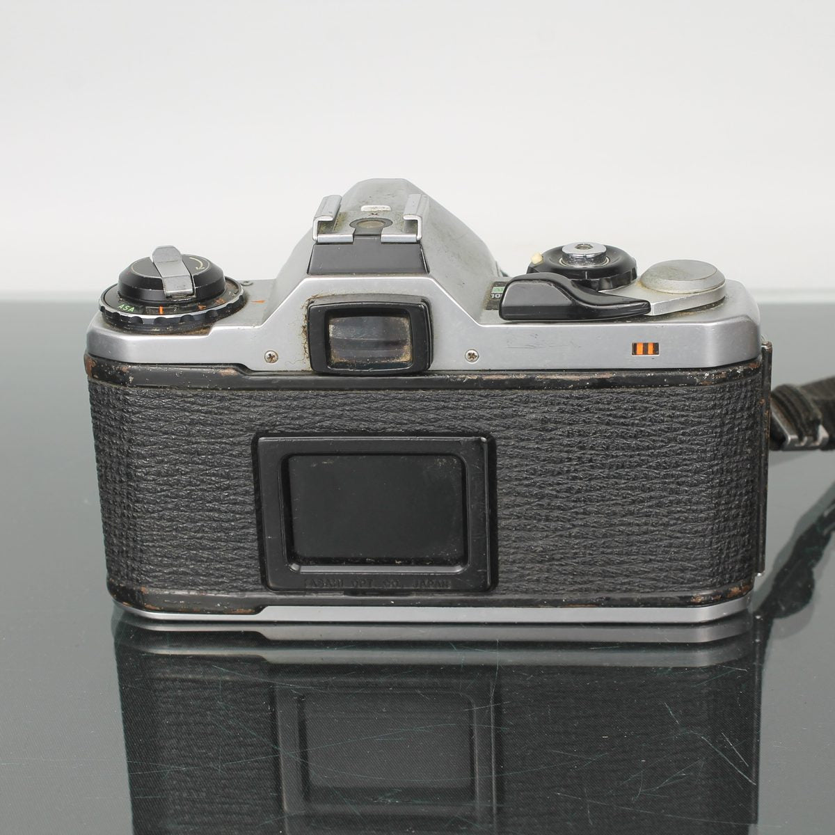 Asahi Pentax ME + SMC Pentax-M 1:2 50mm