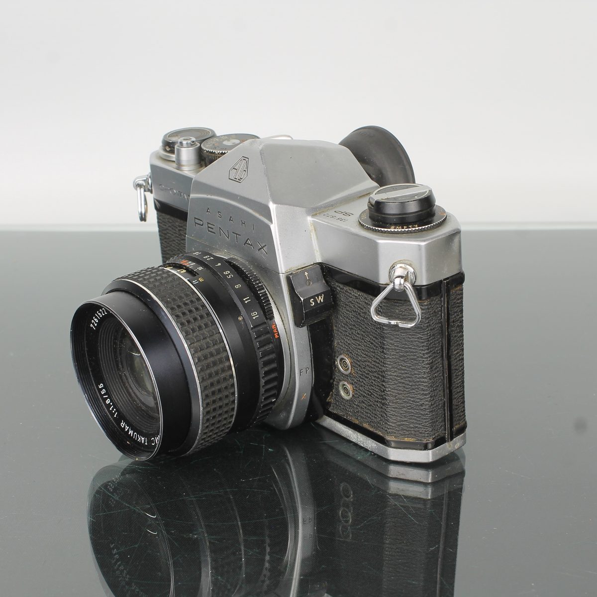 Asahi Pentax SP Spotmatic + SMC Takumar 55mm f/1.8