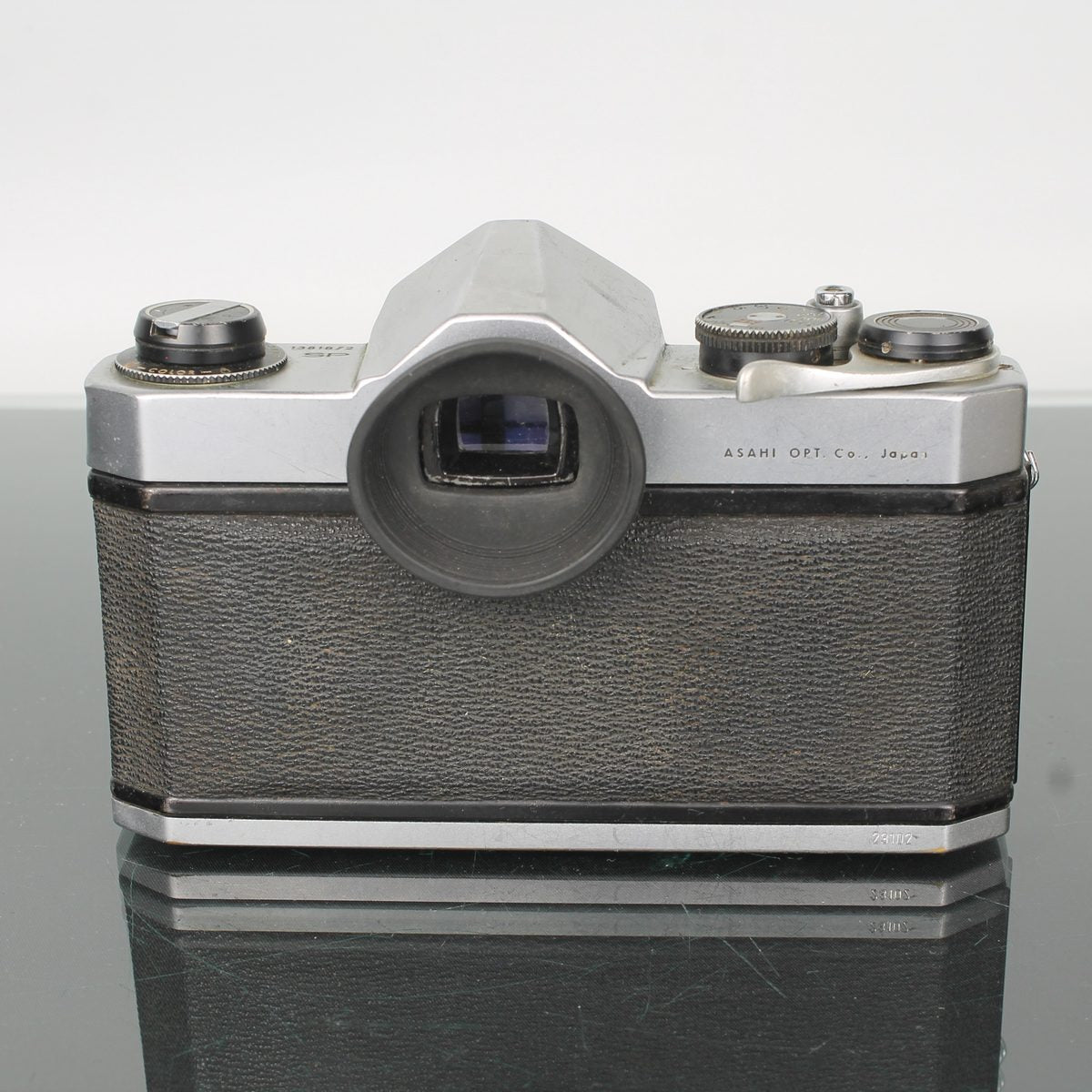 Asahi Pentax Spotmatic 35mm Film SLR Camera with 55mm f/1.8 Lens
