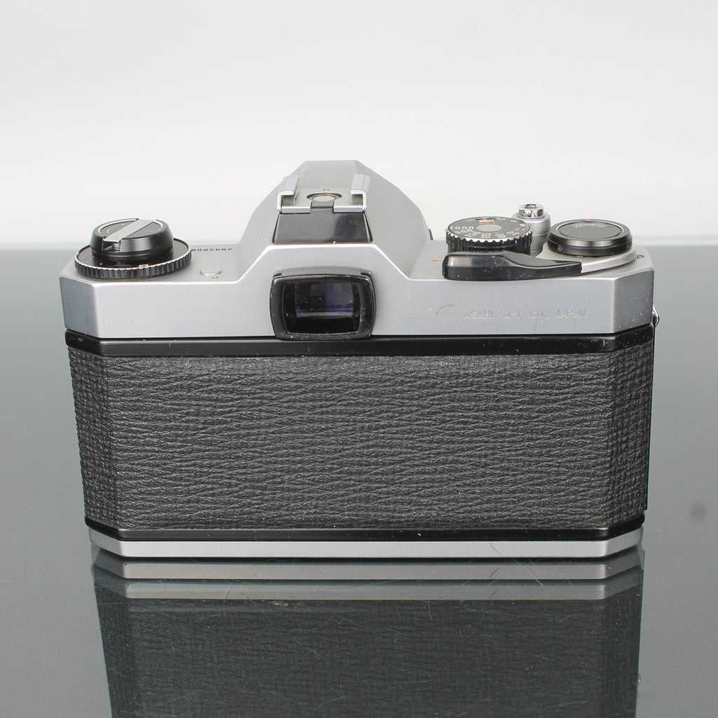 Asahi Pentax KM + SMC Pentax 1:1.8/55