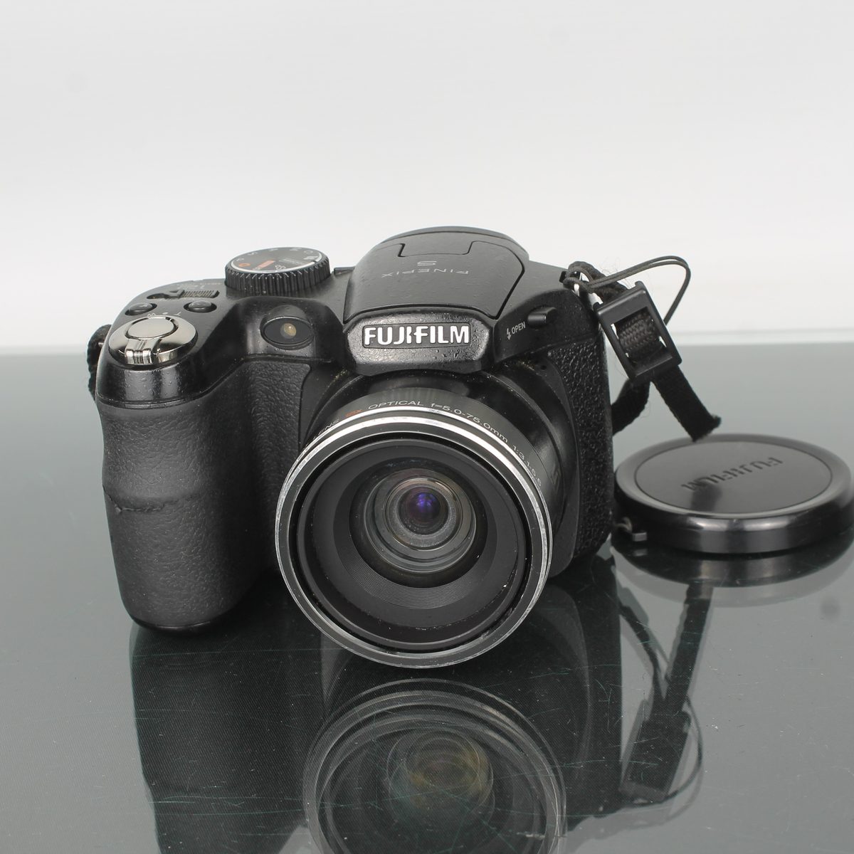 Fujifilm FinePix S1700