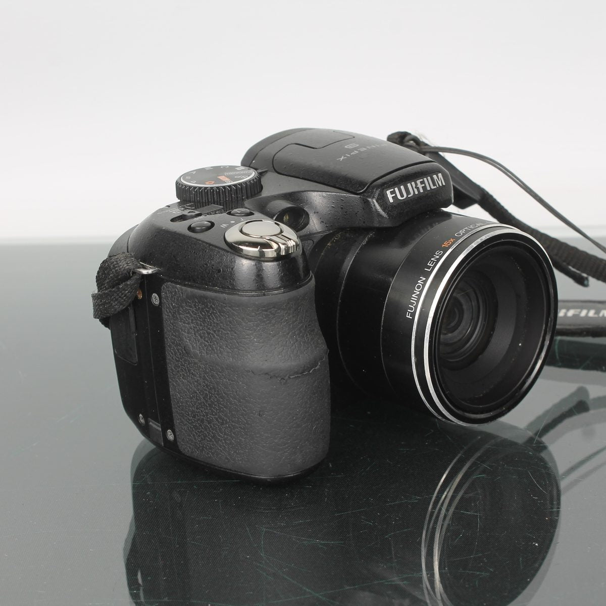 Fujifilm FinePix S1700