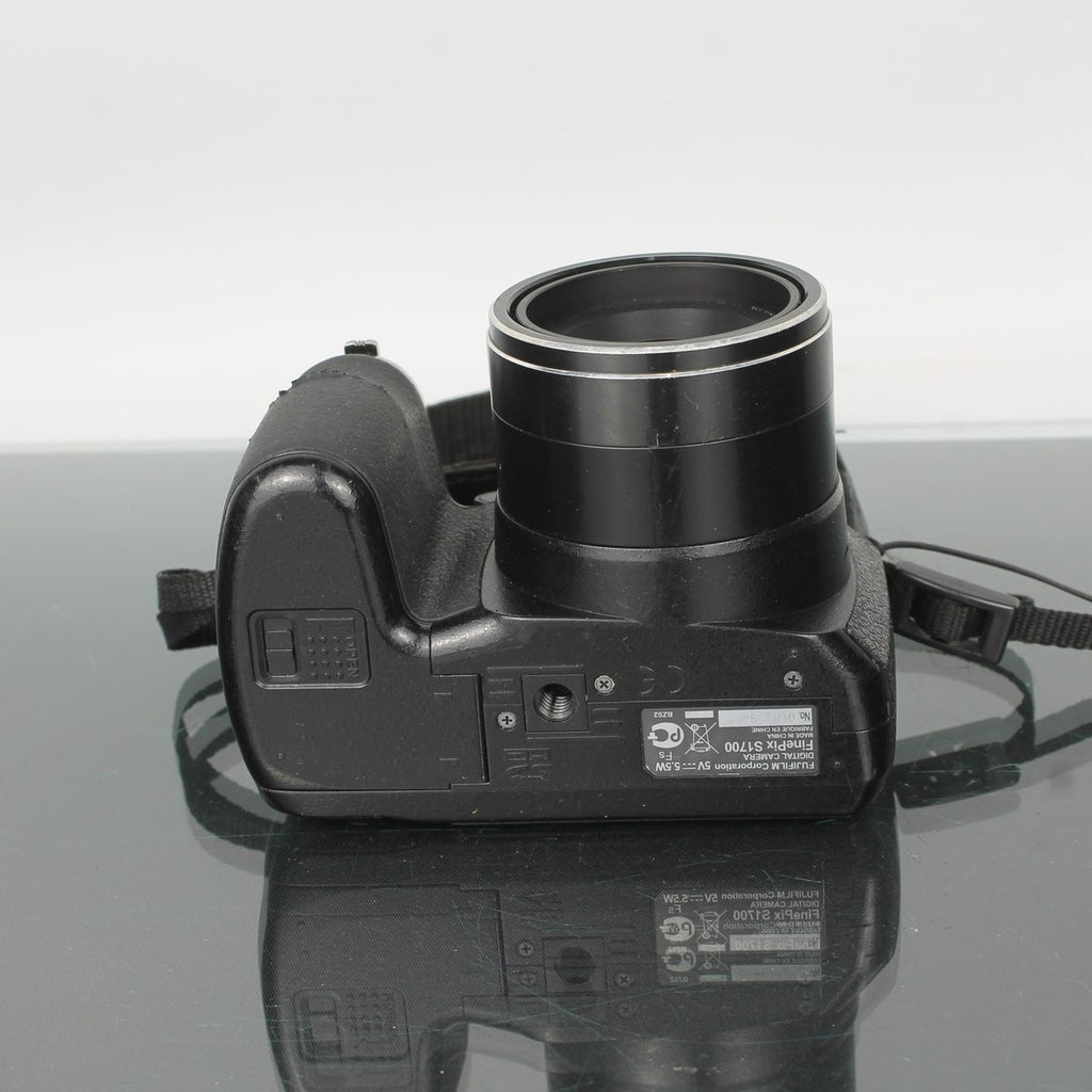 Fujifilm FinePix S1700