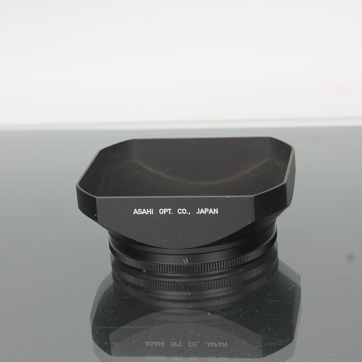 Takumar 1:3.5 28mm Lens hood