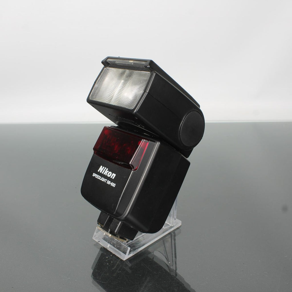 Nikon Speedlight SB-600