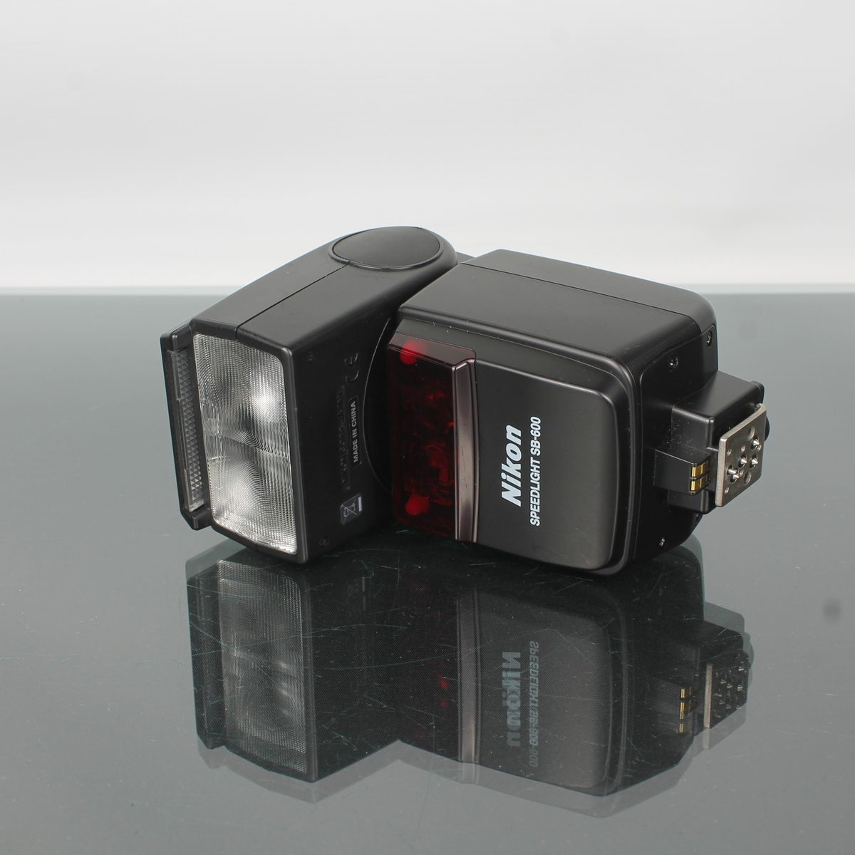Nikon Speedlight SB-600
