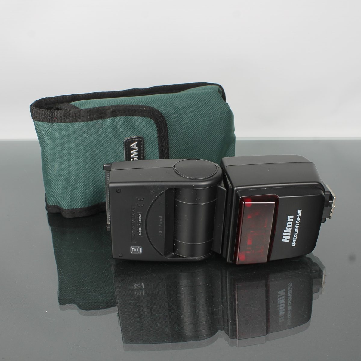 Nikon Speedlight SB-600