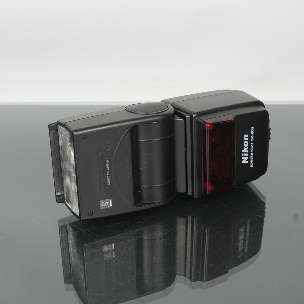 Nikon Speedlight SB-600