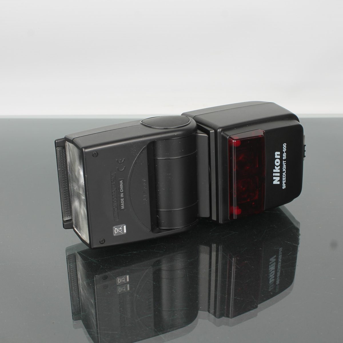 Nikon Speedlight SB-600