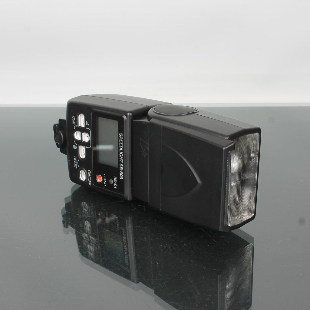 Nikon Speedlight SB-600