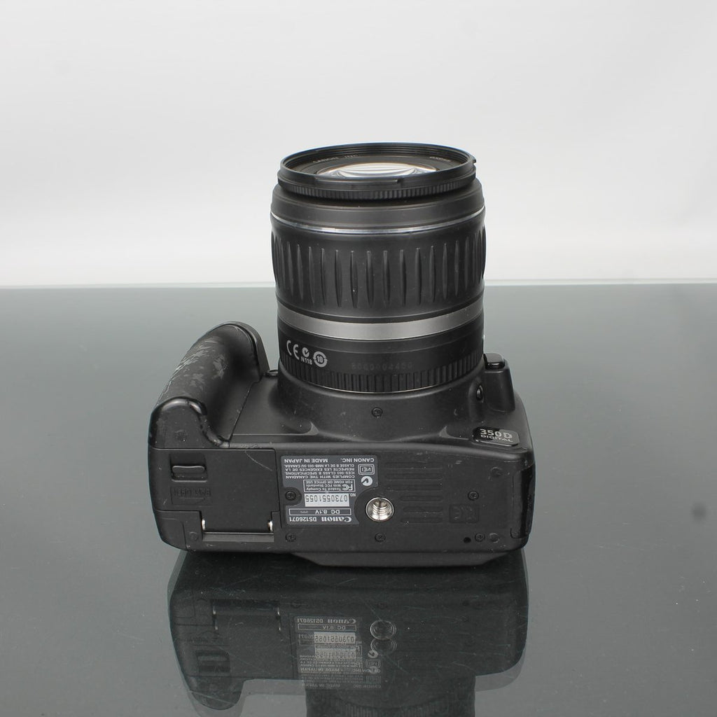 Canon EOS 350D + EF-S 18-55mm 1:3.5-5.6 II