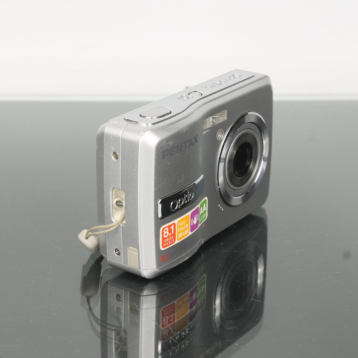 Pentax Optio E40 Digital Compact Camera - 8.1 MP – Dutch|Thrift
