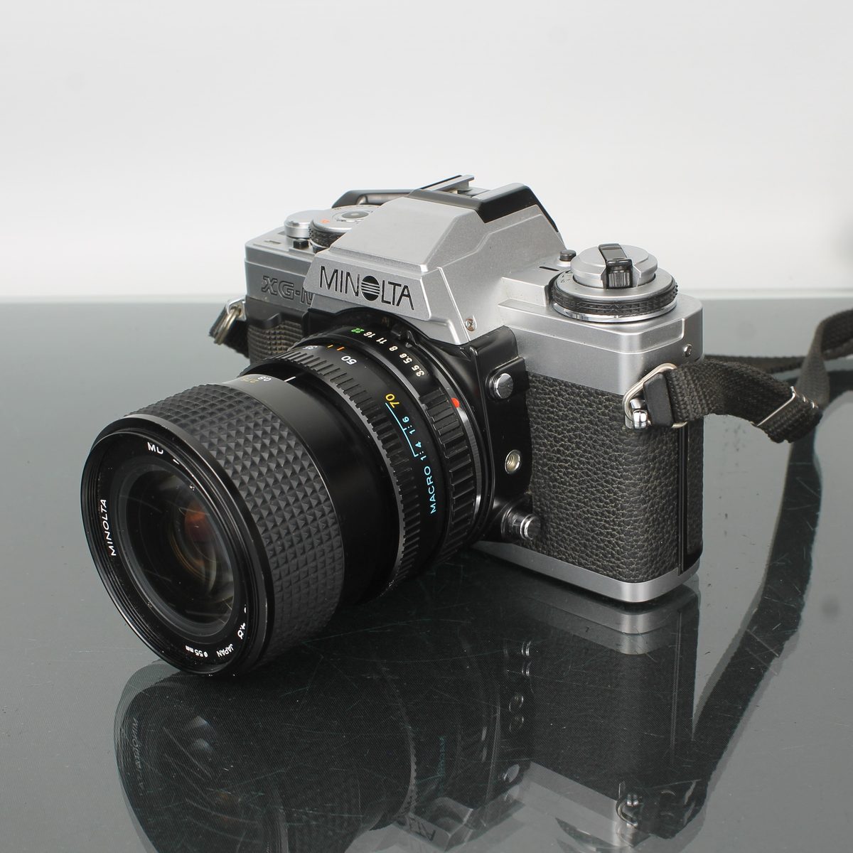 Minolta XG-M + Minolta MD 28-70mm 1:3.5-4.8