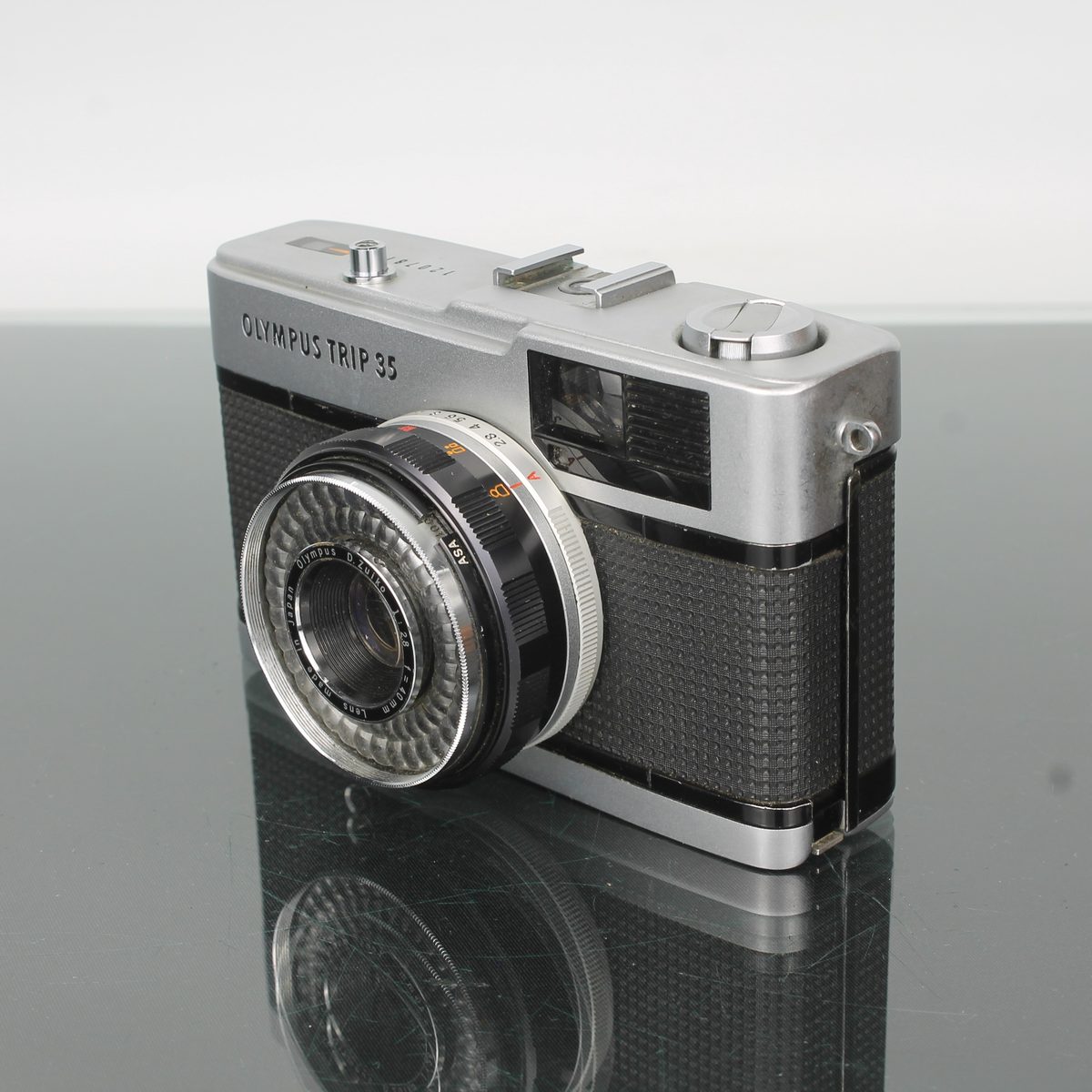 Olympus Trip 35