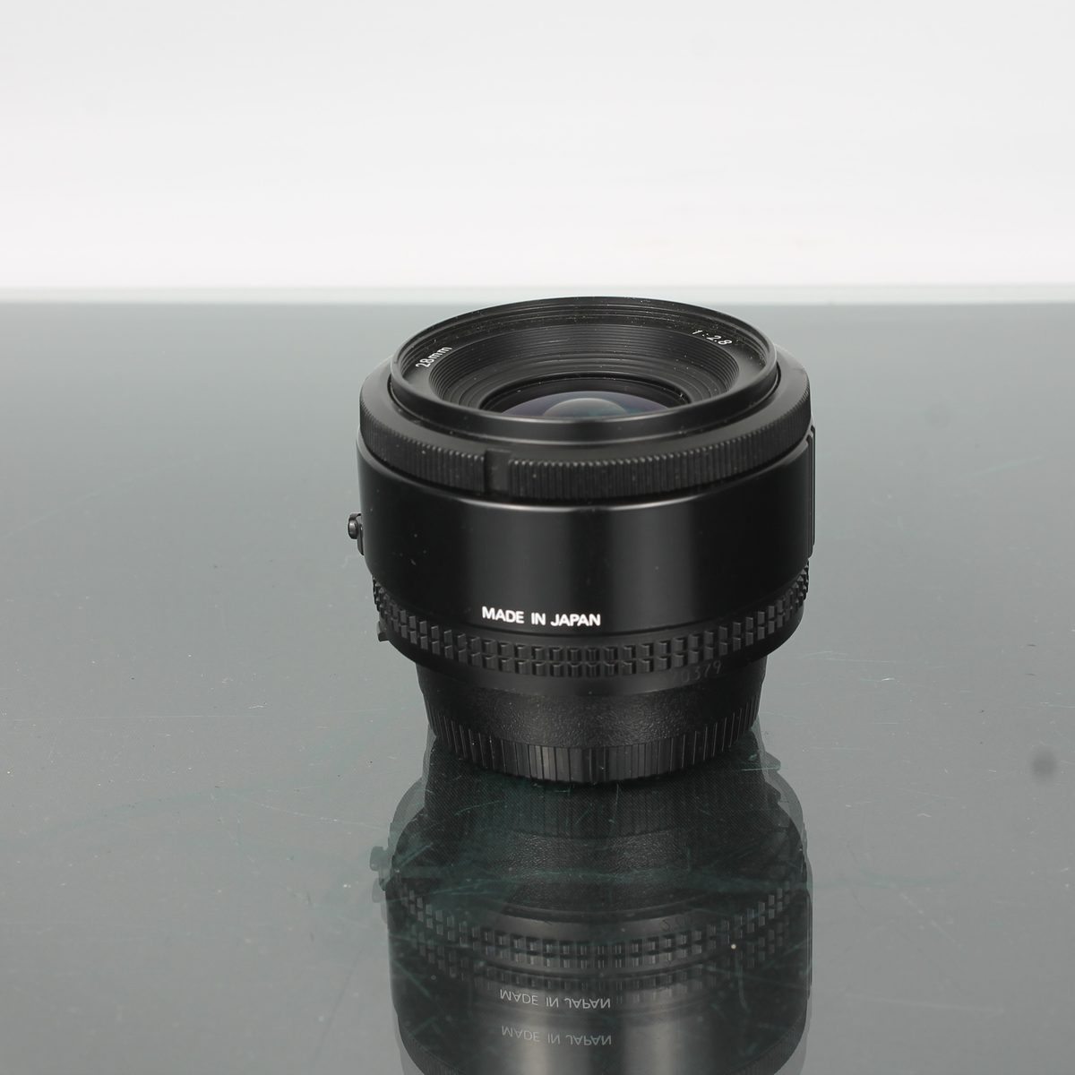 Nikon Nikkor AF 28mm 1:2.8